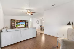 1534 Hillcrest Dr, The Villages, FL 32159 - Photo 13