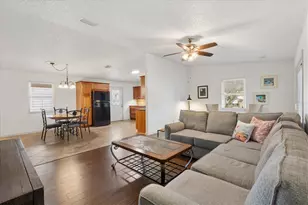 1534 Hillcrest Dr, The Villages, FL 32159 - Photo 11