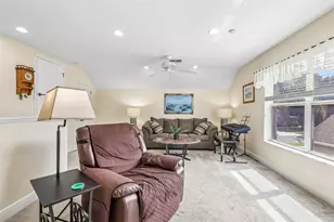 115 W Blue Water Edge Dr, Eustis, FL 32736 - Photo 37