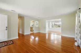 1426 Crestview Dr, Mount Dora, FL 32757 - Photo 3