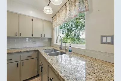1426 Crestview Drive, Mount Dora, FL 32757 - Photo 11