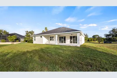 577 Dowling Circle, Lady Lake, FL 32159 - Photo 17