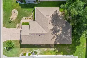 21230 Royal St Georges Ln, Leesburg, FL 34748 - Photo 19