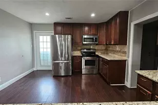 314 Woodland Dr, Eustis, FL 32726 - Photo 9