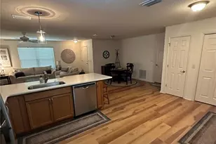 716 Truman Ave, Lady Lake, FL 32159 - Photo 5