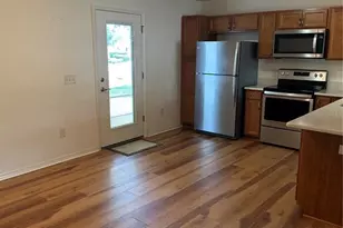 716 Truman Ave, Lady Lake, FL 32159 - Photo 5