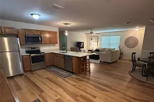 716 Truman Ave, Lady Lake, FL 32159 - Photo 9