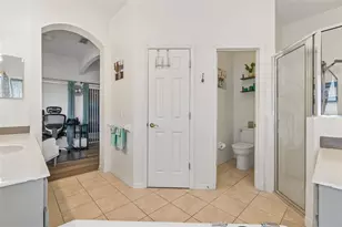 218 Bay Dr, Kissimmee, FL 34759 - Photo 27