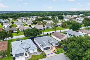 751 Old Oaks Ln, Leesburg, FL 34748 - Photo 3