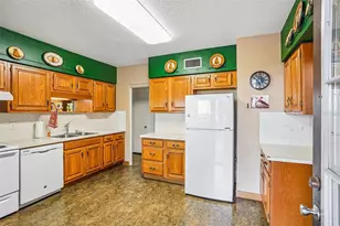 2936 Lake Joanna Dr, Eustis, FL 32726 - Photo 17