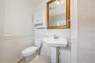 112 E Gardenia St, Howey in the Hills, FL 34737 - Photo 17