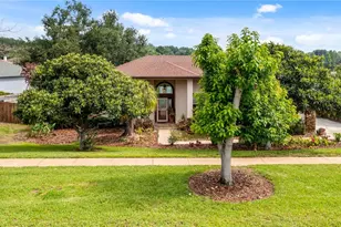 11136 Lake Katherine Cir, Clermont, FL 34711 - Photo 3