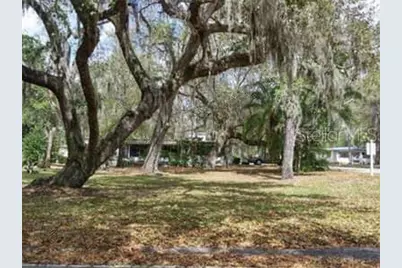 101 Oak Boulevard, Wildwood, FL 34785 - Photo 1