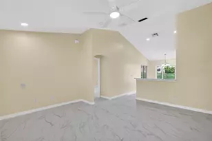 2717 Savannah Dr, Leesburg, FL 34748 - Photo 5