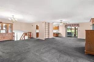 1214 W Crooked Lake Pl, Eustis, FL 32726 - Photo 15
