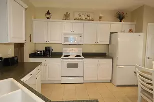 13322 SE 86th Cir, Summerfield, FL 34491 - Photo 9