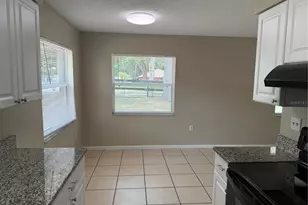 824 S Lone Oak Dr, Leesburg, FL 34748 - Photo 7