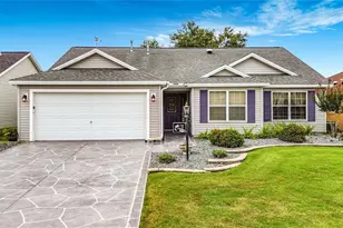 858 Astor Way, The Villages, FL 32162 - Photo 3