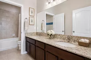 12549 Hammock Pointe Cir, Clermont, FL 34711 - Photo 17
