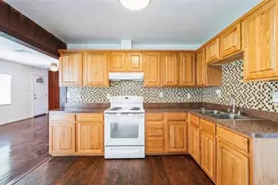 612 Kensington St, Eustis, FL 32726 - Photo 7