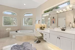 15900 Acorn Cir, Tavares, FL 32778 - Photo 23
