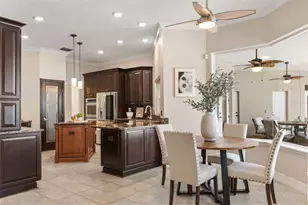 15900 Acorn Cir, Tavares, FL 32778 - Photo 17