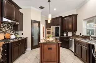 15900 Acorn Cir, Tavares, FL 32778 - Photo 55
