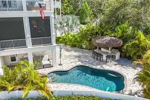 6925 Bochi Cir, Sarasota, FL 34242 - Photo 37