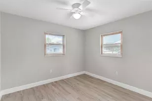 35904 Dawn Dr, Leesburg, FL 34788 - Photo 27