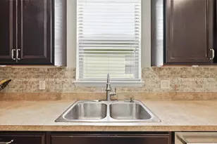 20945 Oldenburg Loop, Mount Dora, FL 32757 - Photo 5
