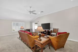 535 Cammarano Pl, The Villages, FL 32162 - Photo 13