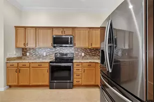535 Cammarano Pl, The Villages, FL 32162 - Photo 5