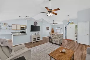 2639 Waterview Dr, Eustis, FL 32726 - Photo 9