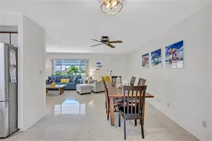 7687 117th St, Seminole, FL 33772 - Photo 9