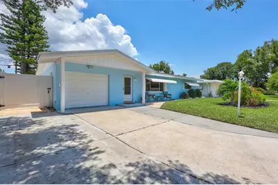 7687 117th Street, Seminole, FL 33772 - Photo 3