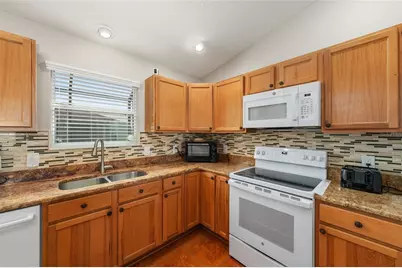 2446 Hopespring Loop, The Villages, FL 32162 - Photo 17