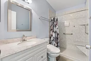 723 Heathrow Ave, Lady Lake, FL 32159 - Photo 25