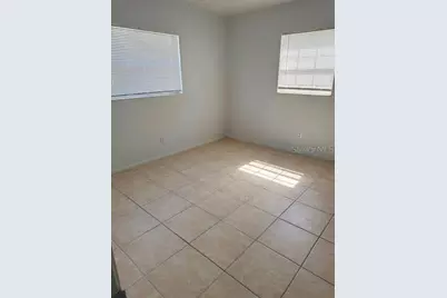 1100 E Caroline Street #119, Tavares, FL 32778 - Photo 5