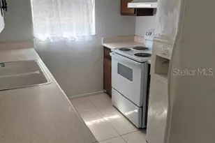 1100 E Caroline St, Tavares, FL 32778 - Photo 3