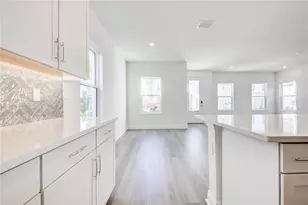 144 Thorne Ln, Sarasota, FL 34240 - Photo 13