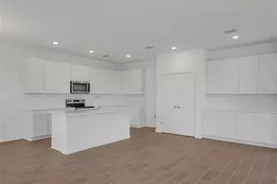 874 Sunshower Dr, Lady Lake, FL 32159 - Photo 11