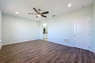 537 Narrow Vw Ln, Groveland, FL 34736 - Photo 19