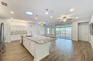 537 Narrow Vw Ln, Groveland, FL 34736 - Photo 17