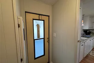 6733 Kensington Dr NE, Winter Haven, FL 33881 - Photo 5