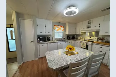 6733 Kensington Drive NE, Winter Haven, FL 33881 - Photo 7
