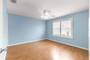 1019 Golden Grove Dr, The Villages, FL 32162 - Photo 17