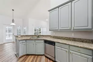 4450 Abaco Dr, Tavares, FL 32778 - Photo 9