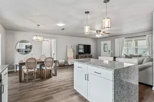 321 San Marino Dr, The Villages, FL 32159 - Photo 15