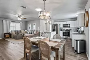 321 San Marino Dr, The Villages, FL 32159 - Photo 11