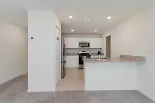 352 Towns Cir, Haines City, FL 33844 - Photo 5